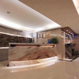 Michelle Hotel